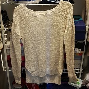 White/cream sweater